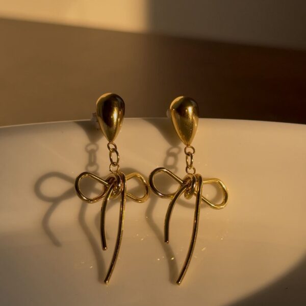 Long Bow Drop Earrings 🎀